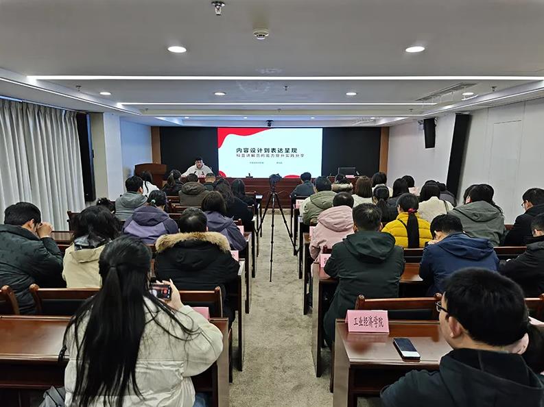 省核勘总院应邀参加省地矿局“学雷锋　见行动”志愿服务活动