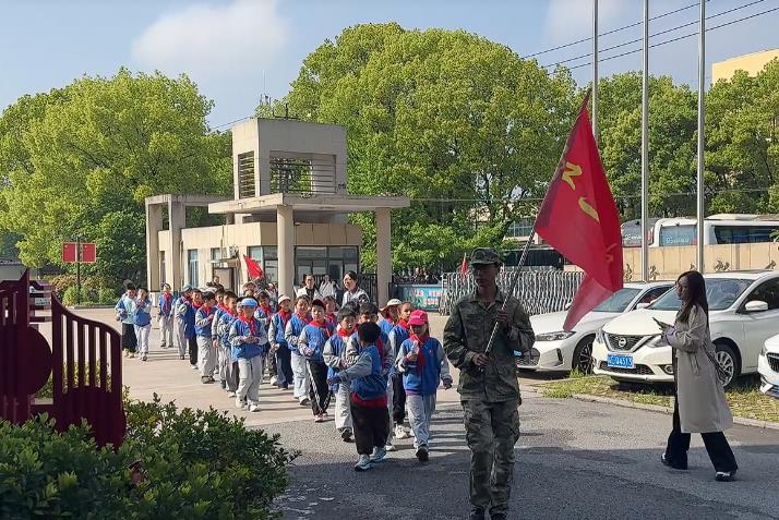 缅怀革命先烈　探索核科强国——澛港小学学生走进安徽省核科技馆开展春季研学活动